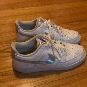 Women’s size 10 Nike